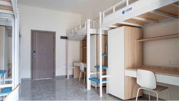 欧曼美格上床下桌公寓床案例|广东玉湖冷链公司 欧曼美格上床下桌公寓床案例|广东玉湖冷链公司